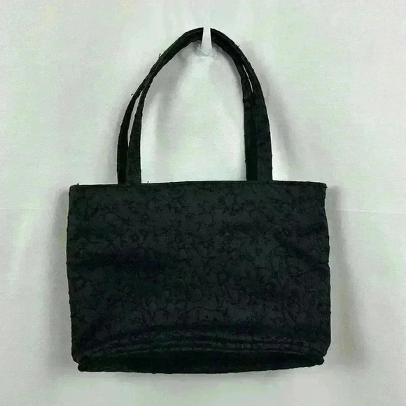 Saks Fifth Ave black tote with inner zipper pouch. - Picture 3 of 6